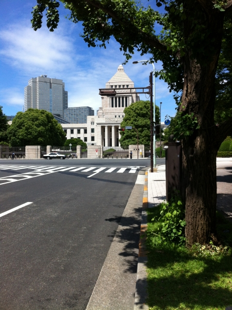 赤坂大輔議員の経歴や年収 出身大学 高校やwikiプロフ 結婚や家族構成は 世論の評判は なんでもミュージアム 赤坂大輔議員の経歴や年収 出身大学 高校やwikiプロフ 結婚や家族構成は 世論の評判は なんでもミュージアム